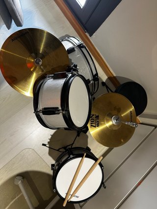 Millenium Youngster Batería Plata