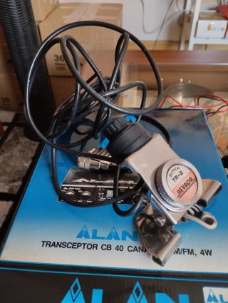 Emisora CB Alan 100