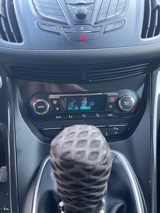 FORD Kuga 2.0 TDCi - 140 CV - 4x2 Titanium