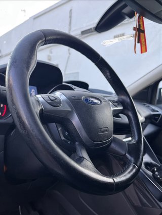 FORD Kuga 2.0 TDCi - 140 CV - 4x2 Titanium