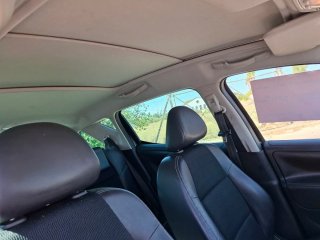 Peugeot 207 2012