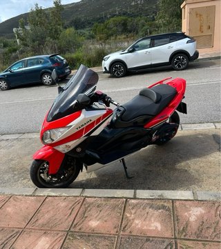 Yamaha Tmax