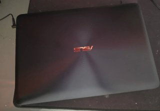Portátil Asus X556U Core i7 Batería Nueva+ ssd