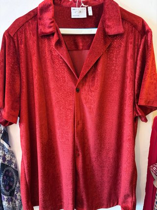 Camisa ASOS DESIGN Roja Satinada Talla M 1 puesta
