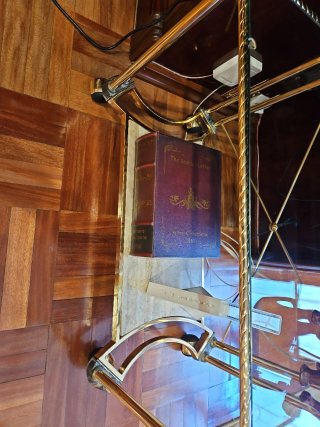 Mesa cristal y metal 87x48x61 cm