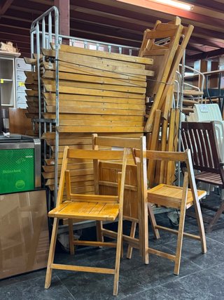 Sillas de madera plegables