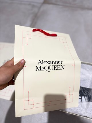 Alexander McQueen Scarpe Graffiti Bianche Nere