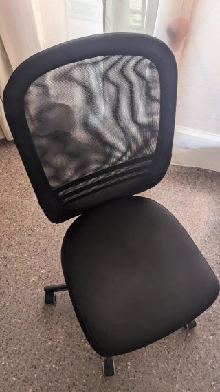 Silla de oficina FLINTAN negra