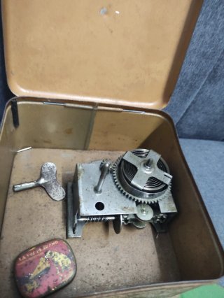 Antiguo Gramófono Infantil Bing Pigmyphone