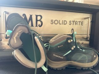 Botas de montaña impermeables Quechua MH100