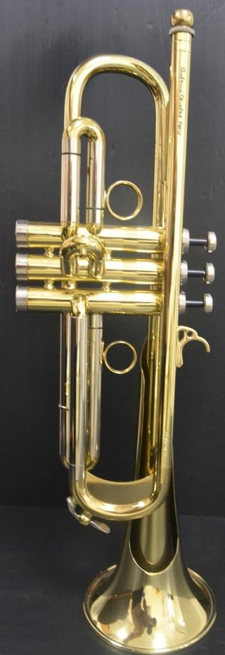 Trompeta Sib Courtois Evolution III Lacada