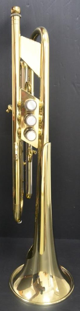 Trompeta Sib Courtois Evolution III Lacada