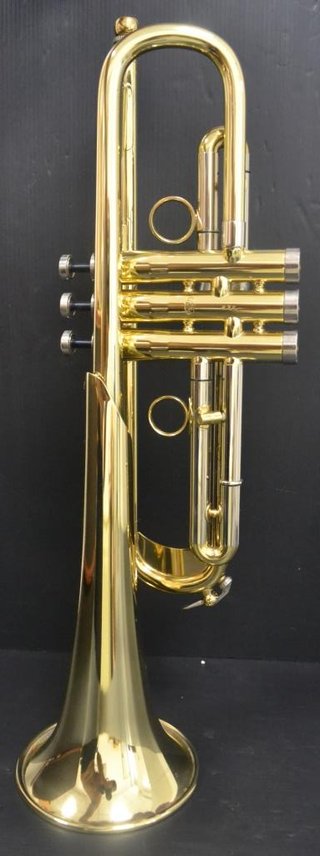 Trompeta Sib Courtois Evolution III Lacada