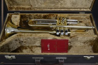Trompeta Sib Courtois Evolution III Lacada