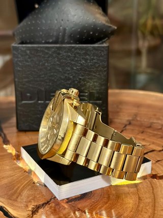 Reloj Diesel DZ4360 Dorado