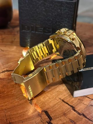 Reloj Diesel DZ4360 Dorado