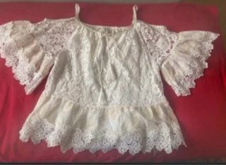Camisa Boho Encaje Hombros Descubiertos