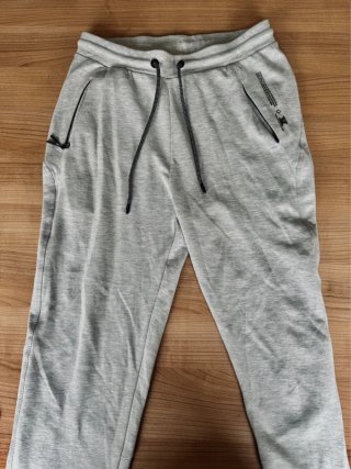 Chandal gris Polinesia