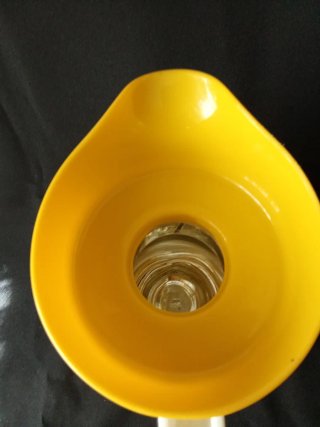 Termo Jarra con Dosificador Amarillo