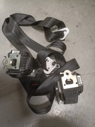 Cinturón de seguridad coche