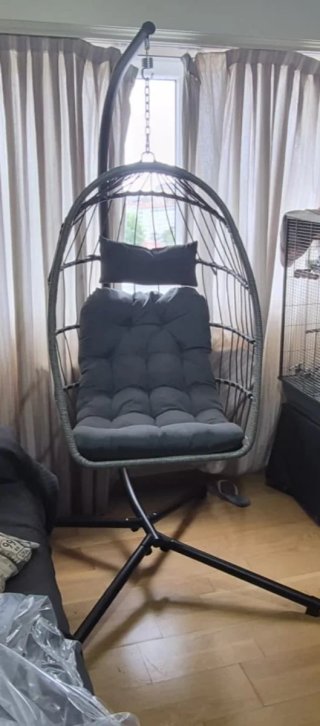 Sillón Huevo Colgante con Cojines