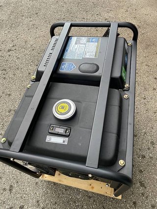 Generador Diésel HYUNDAI DHY6000LE
