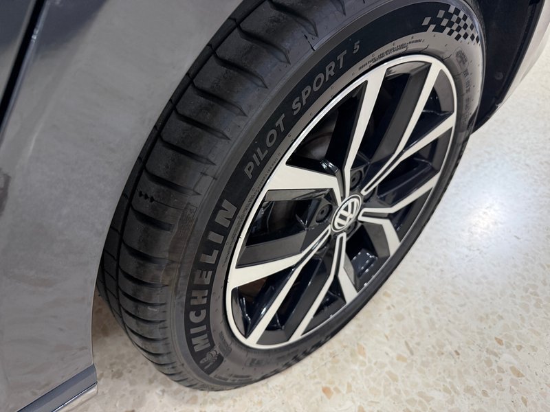 Volkswagen Passat 1.6 TDI BMT Advance 2018, foto 18