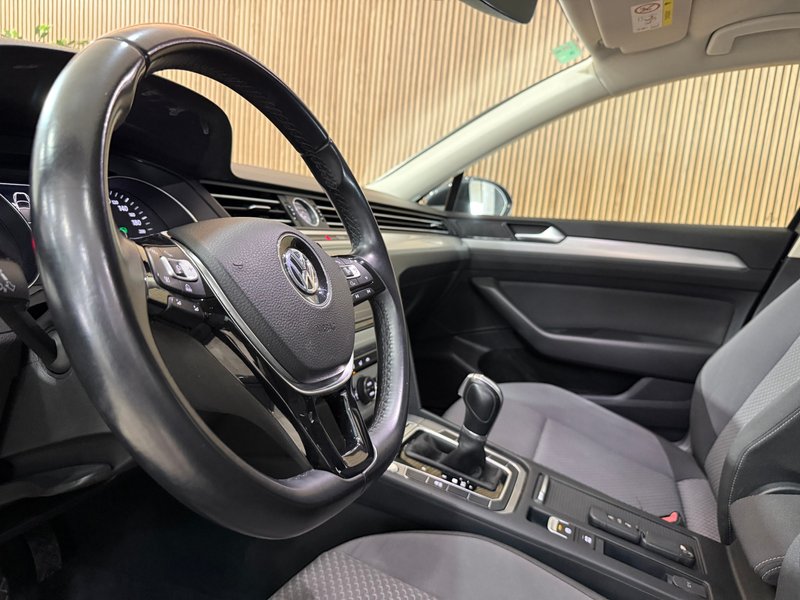Volkswagen Passat 1.6 TDI BMT Advance 2018, foto 2