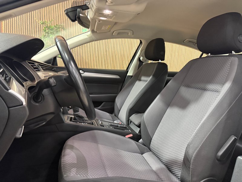 Volkswagen Passat 1.6 TDI BMT Advance 2018, foto 19