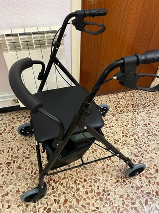 Andador Plegable con Asiento y Frenos
