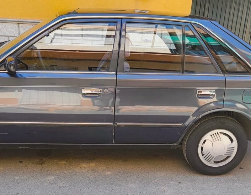 Mazda 323 1989 ubicacion  en Albolote GRANADA - foto 1
