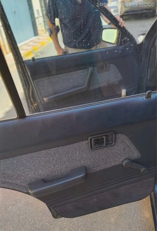 Mazda 323 1989 ubicacion  en Albolote GRANADA