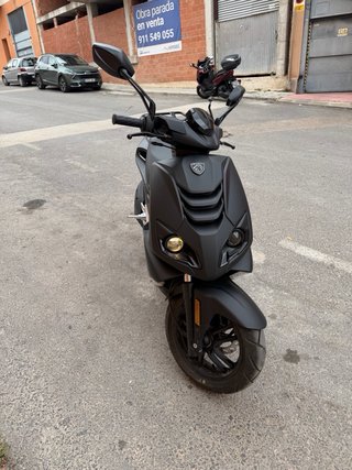 Peugeot Speedfight 4 49cc Negra