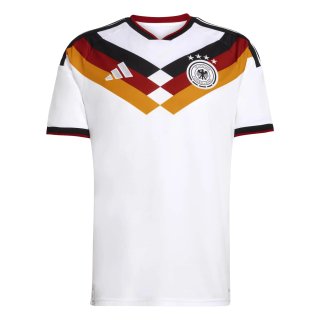 ROPA DEPORTIVA Y CAMISETAS DE FÚTBOL