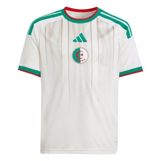 ROPA DEPORTIVA Y CAMISETAS DE FÚTBOL
