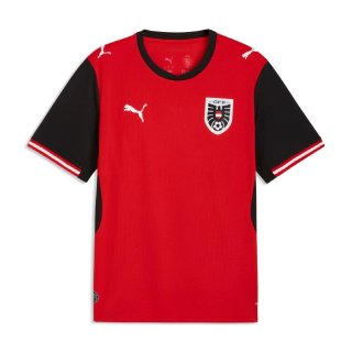 ROPA DEPORTIVA Y CAMISETAS DE FÚTBOL