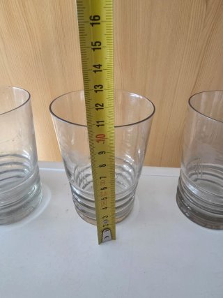 Set di 5 bicchieri di vetro antichi