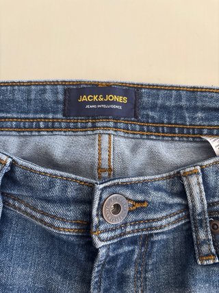 Pantalón Corto Vaquero Roto Jack&Jones