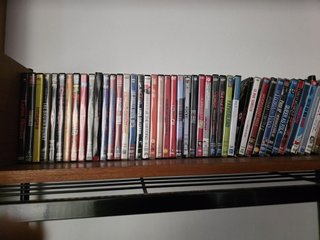 450 CD Musicali, 110 Film VHS, 45 DVD
