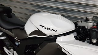 HYOSUNG GT 125R