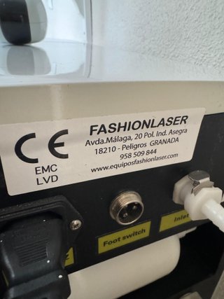 Máquina Depilación Láser triple onda