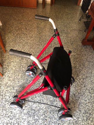 Andador Forta con asiento y bolsa