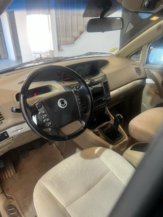 SsangYong Rodius 2009