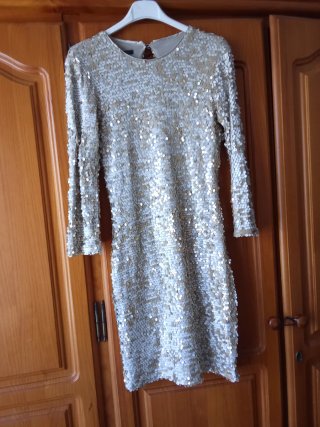 Vestido lentejuelas beige y dorado