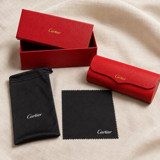 Gafas Cartier Negras y Doradas