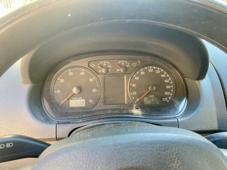 Volkswagen Polo 2004   ITV 05/27