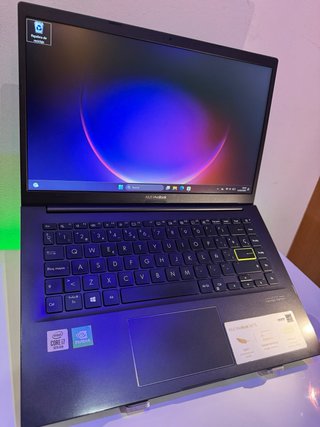 Portátil i7 ASUS Rápido y económico