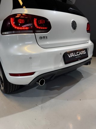 Volkswagen Golf GTI MK6 Edicion Adidas