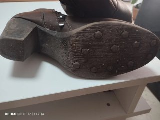 Botas de tacón marrones