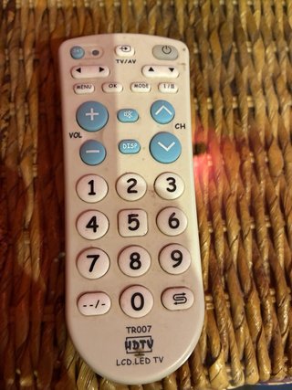 Soporte TV LG + TV 32”